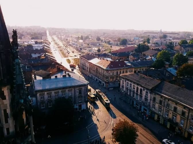 У Львові відновили рух вулицею, яку перекрили після атаки дронами