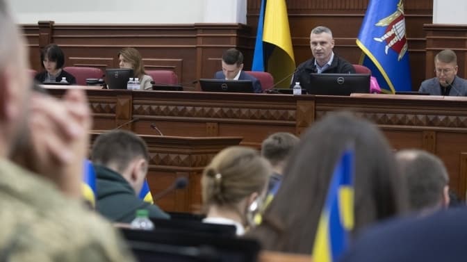 У Київраді обговорили скандал із "вечіркою" Поворозника у день жалоби