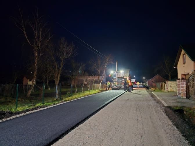 На Львівщині відремонтували ділянку дороги Красне – Чемеринці