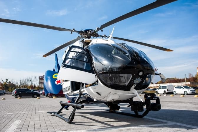 До Львова гелікоптером доставили 4-річну дівчинку, якій терміново потрібна операція