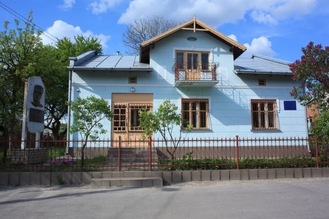 У Львові стартує відновлення Музею Романа Шухевича