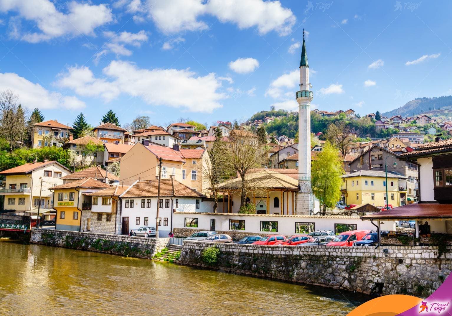 Сараєво (Боснія і Герцоговина) / фото: tangotravel
