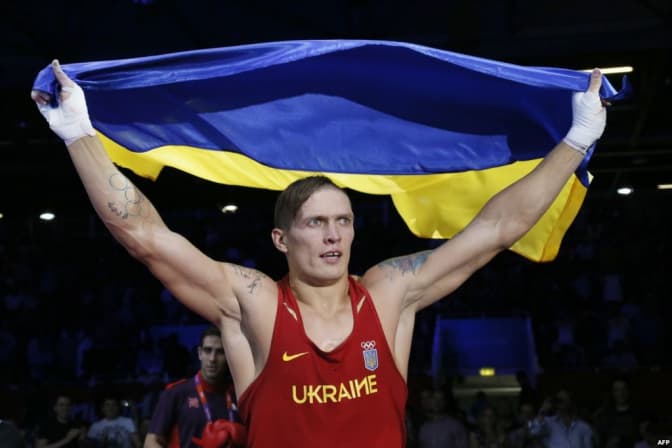 Усик готується до бою на "Арені Львів" 4 жовтня
