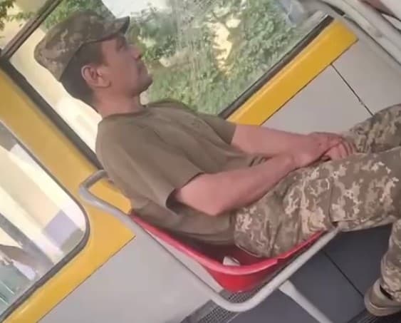 Скриншот із відео