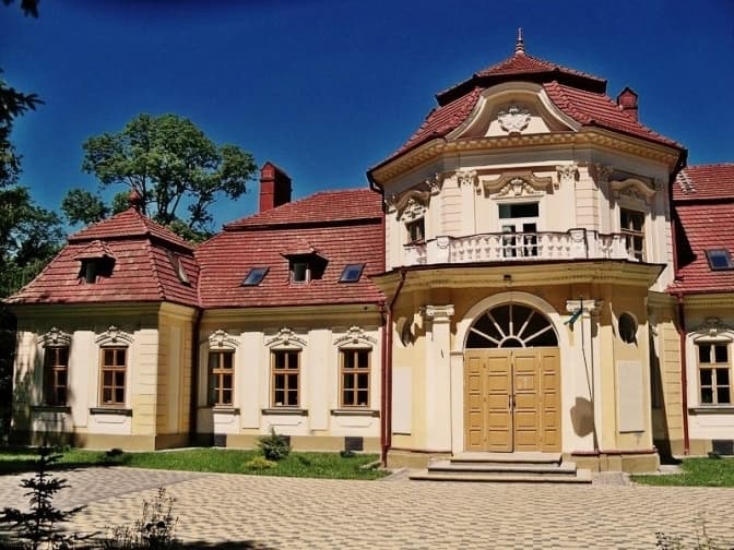 Інтернат на Львівщині, де здійснювали насилля над дітьми, тимчасово очолила нова директорка