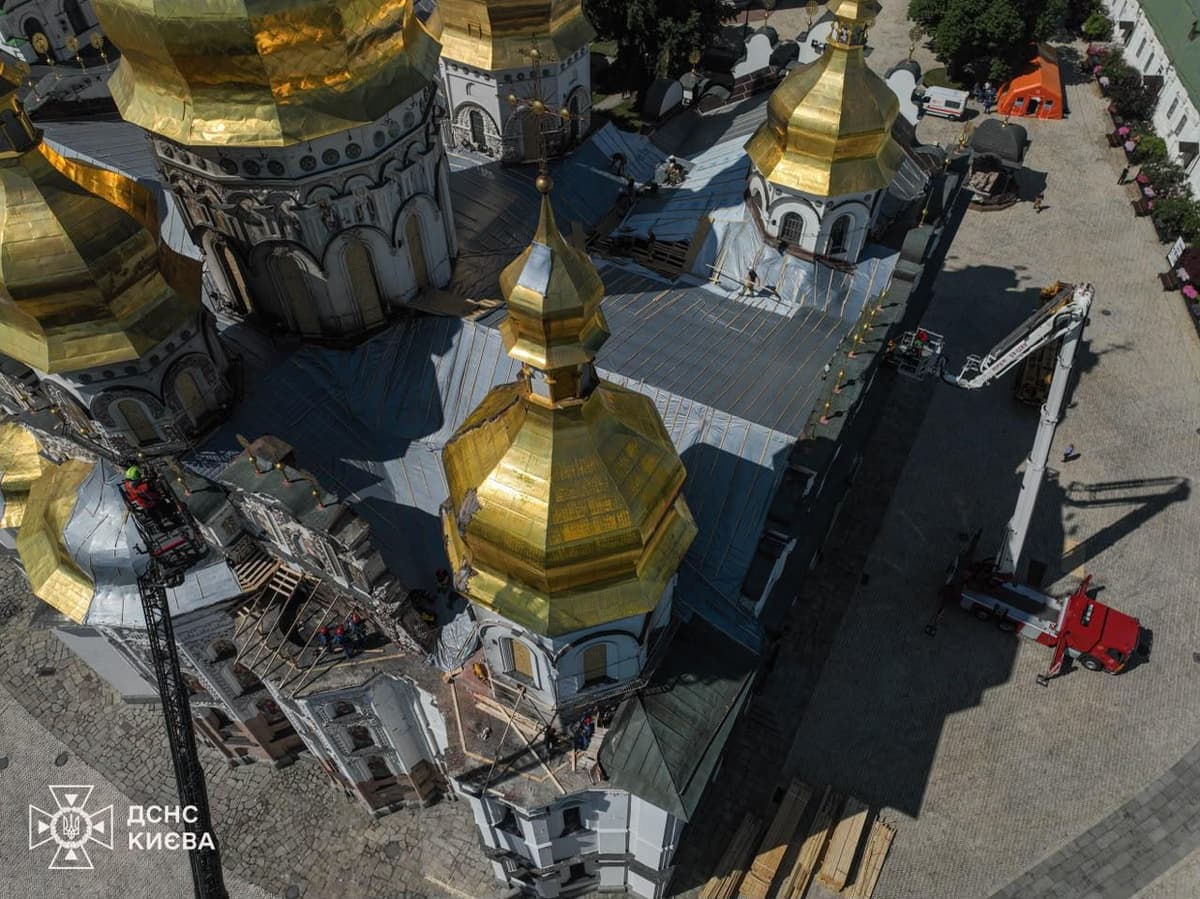 Удар рф по Успенському собору Києво-Печерської лаври: рятувальники завершили термінові роботи зі збереження святині
