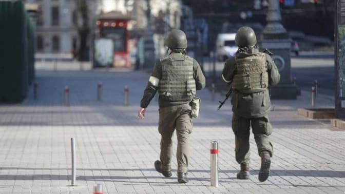 У Києві скоротили комендантську годину, а метро працюватиме довше