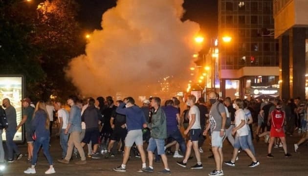 У Білорусі під час протестів затримали дев’ятьох українців