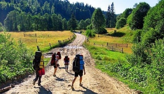 Нові маршрути та вдосконалення інфраструктури: на Львівщині розвивають туризм