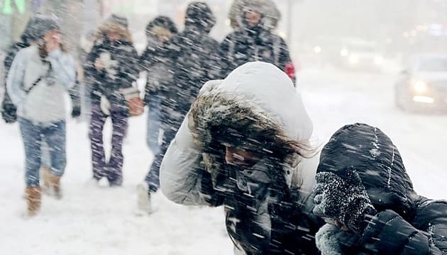 Синоптики попереджають про значний сніг, пориви вітру та хуртовини у Львові