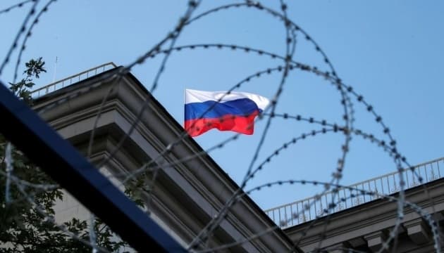 Власників російських паспортів у «ДНР» і «ЛНР» не пускають до рф, – розвідка