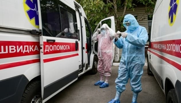 Постачальник, який недоукомплектував «швидкі» для Києва обладнанням для кисневих балонів, сплатить 3,6 млн штрафу