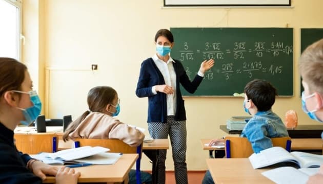 На Львівщині 71% вчителів отримали щонайменше одну дозу вакцини від Covid-19