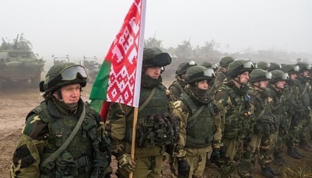 У Білорусі заявили про напруженість на кордоні з Україною. Начебто Київ стягує війська