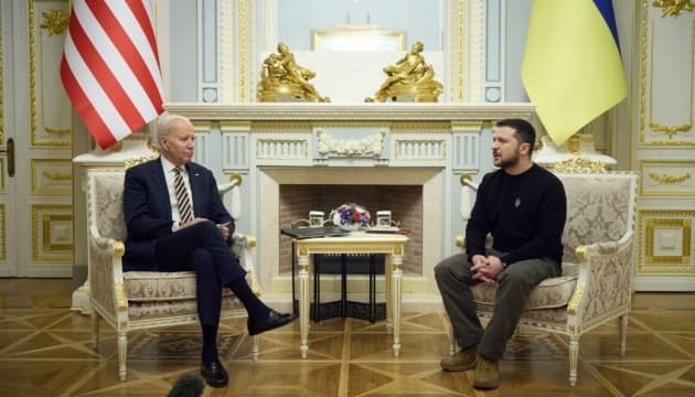 Байден в Києві анонсував новий пакет військової допомоги