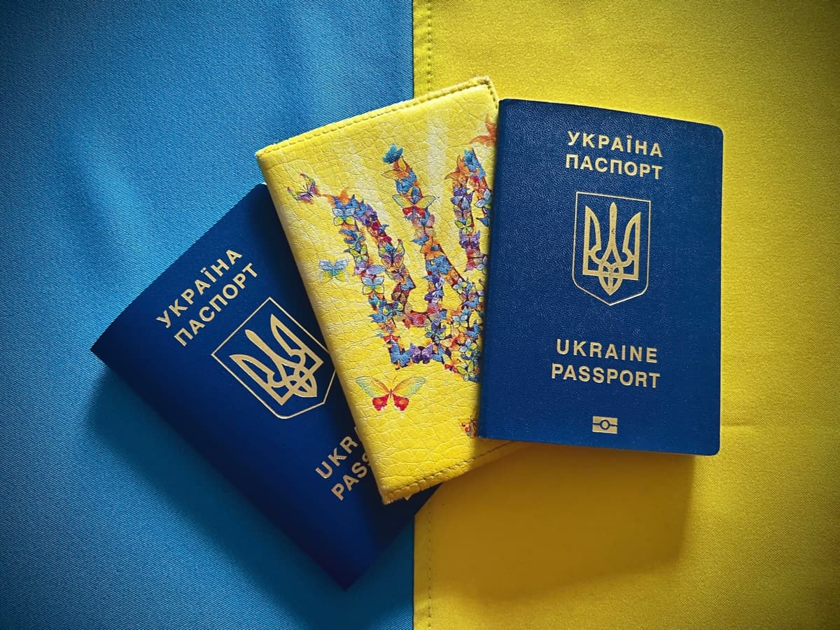 Не лише безпека: експерт назвав, що насправді утримує українців за кордоном