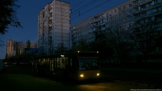 У Києві допускають евакуацію 3 млн людей та рф готує черговий масований удар. Підсумки доби