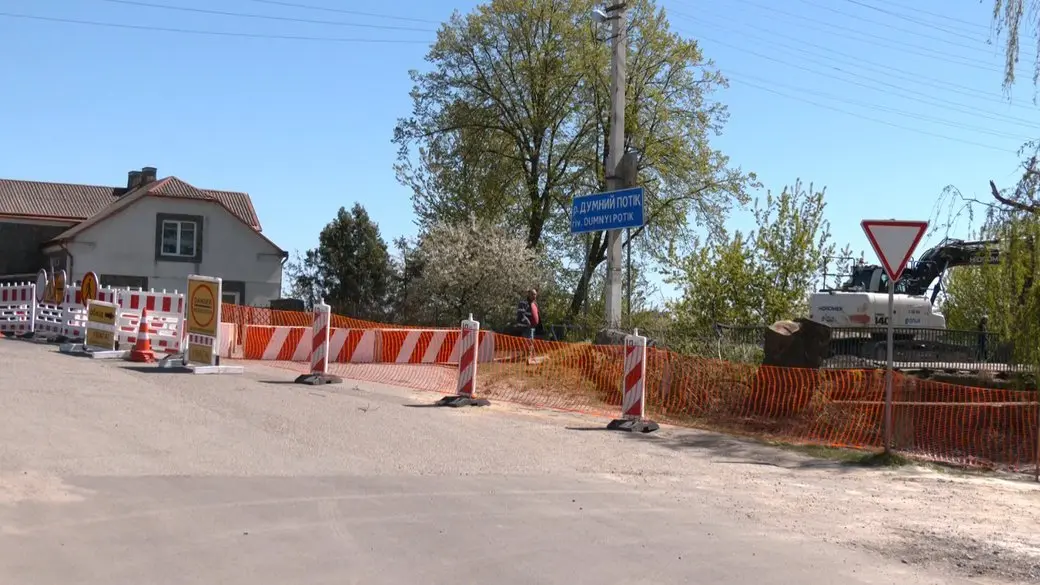 "Має стати ширшою майже в півтора раза": на якому етапі ремонт дороги, що з'єднує Львів і Варшаву