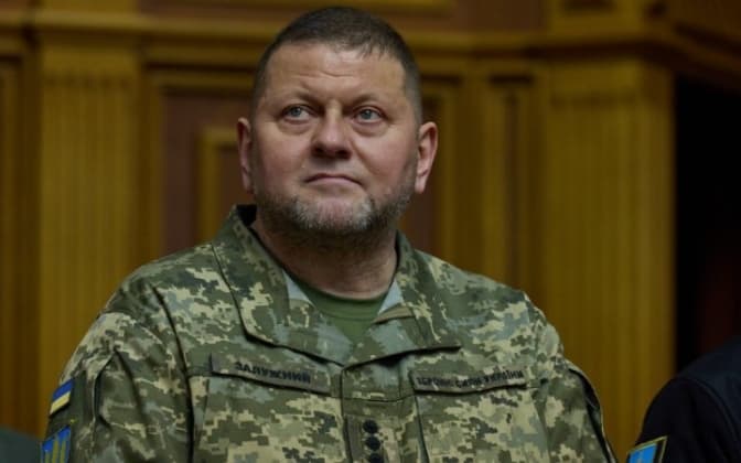 В мережі обговорюють можливу відставку Залужного. Що відомо