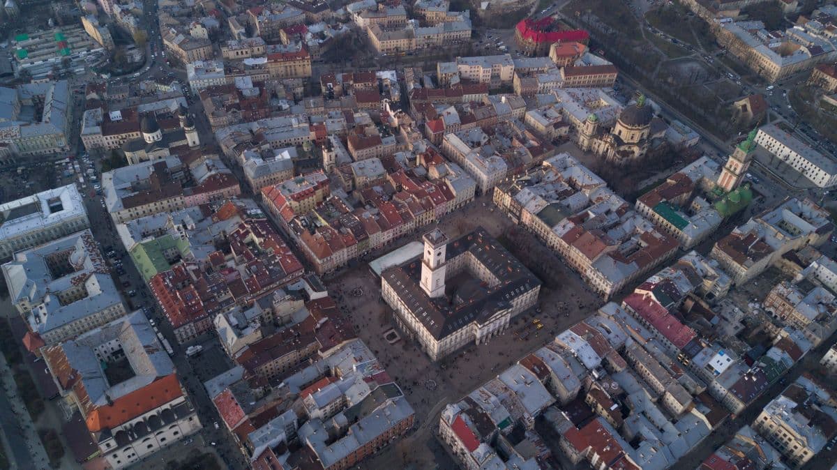 Які партії проходять до ради Львівської ОТГ. Результати екзит-полу від Fama