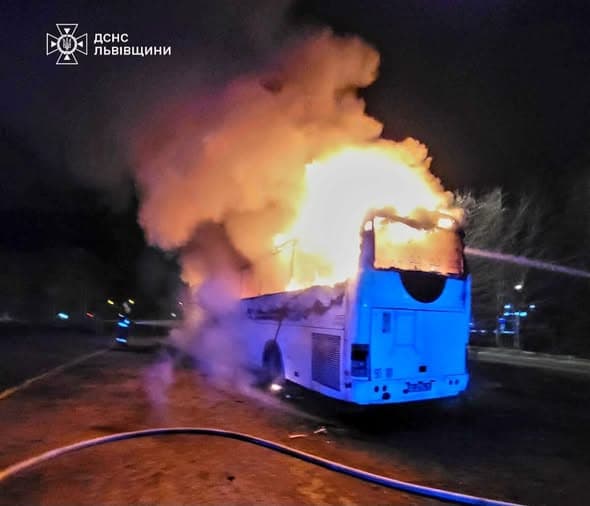 Потужний вибух у Львові, нетипова атака на Київ та сніг і морози повертаються на Львівщину. Ключове за 16 березня