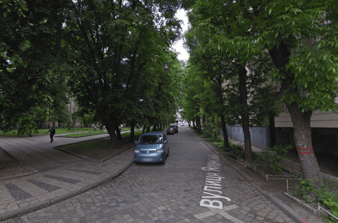 У Франківському районі Львова реорганізують рух на двох вулицях. Схема