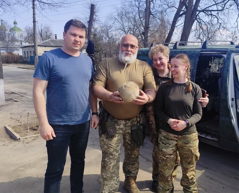 Військові знайшли рештки мамонта у Переяславі. Фото: Світлана Микитченко