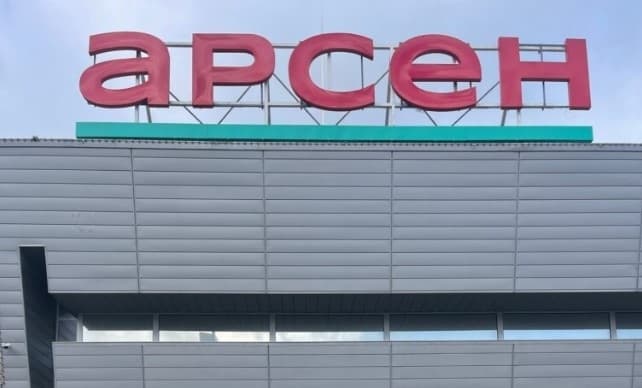 У львівському торговому центрі затримали чоловіка, який вчинив конфлікт. Оновлено