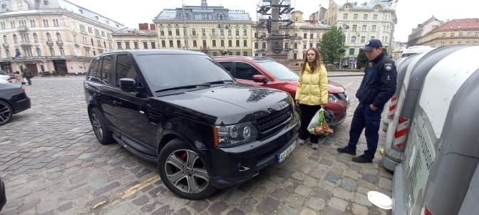 У Львові затримали хлопців, які слухали російську музику в центрі міста