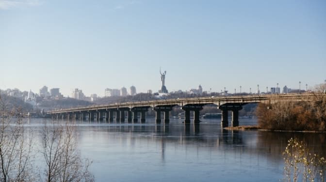 На початку вторгнення в Києві могли підірвати мости