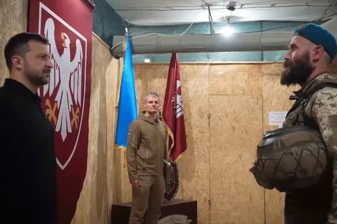 Зеленський провів Ставку та зустрівся з бійцями, які воюють на Курщині