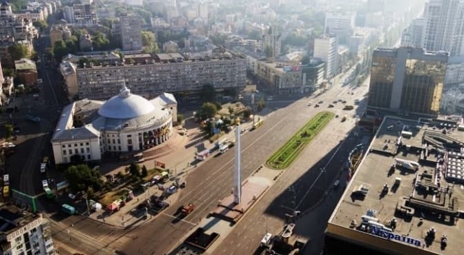У Києві два радянських пам’ятники позбавили охоронного статусу