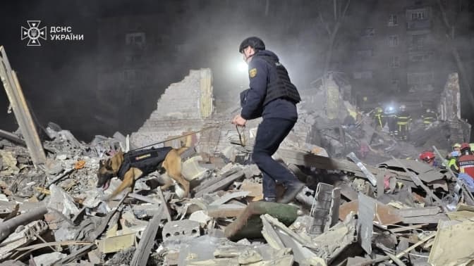 Масований нічний удар по Україні: 9 загиблих у Києві, десятки поранених