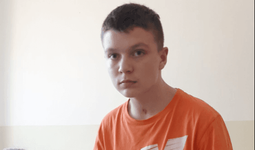 Львів’ян просять допомогти сироті, якому потрібна реабілітація після ДТП