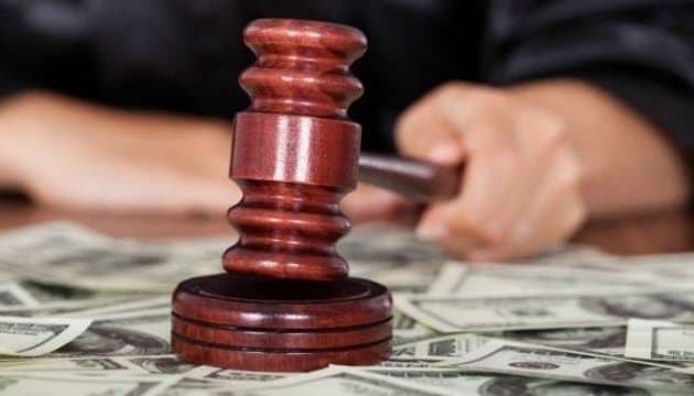 Ексголові Господарського суду Львівщини, підозрюваному у хабарництві, вдвічі зменшили заставу