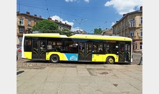 У Львові знову тестують перший тролейбус із автономним ходом