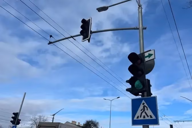 "Розумні" світлофори і "зелена хвиля: у Львові відповіли, як зменшують затори