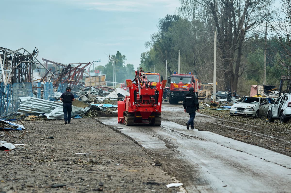 СБУ розслідує удар по складу боєприпасів на Київщині, а уряд готує компенсації постраждалим