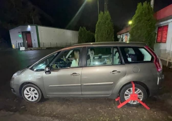 На Львівщині прикордонники виявили розшукувані Інтерполом автомобілі