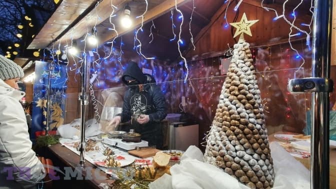 Різдвяний ярмарок у Львові: що можна придбати та які ціни. Репортаж