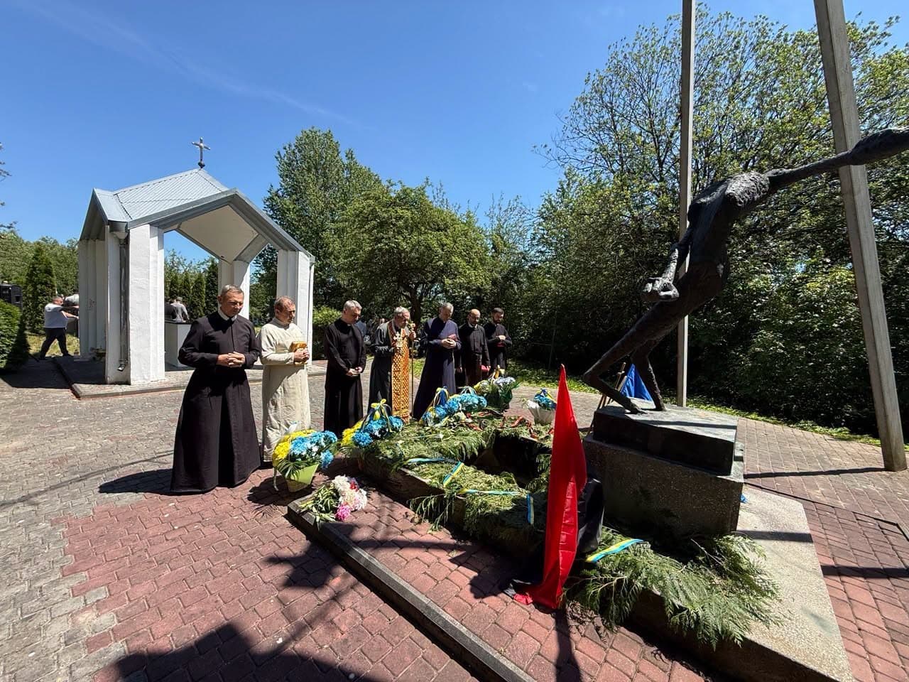 Вшанування жертв трагедії Саліни / фото: Самбірсько-Дрогобицька єпархія УГКЦ