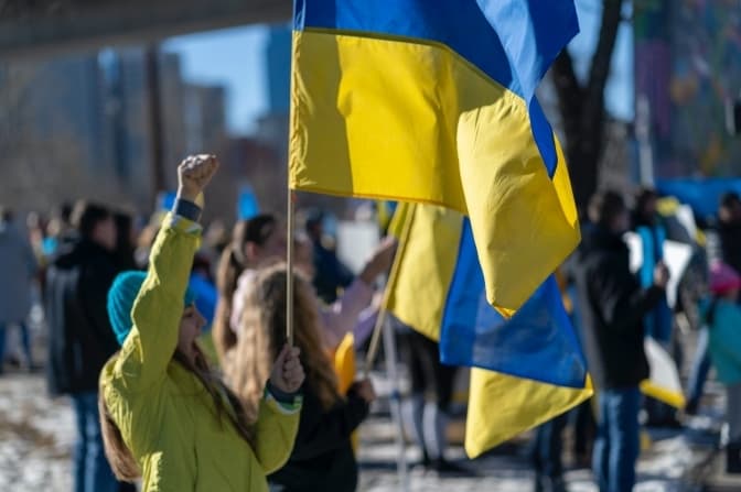 Чи приймуть українці заморожування війни та нічна тривога на Львівщині. Підсумки доби