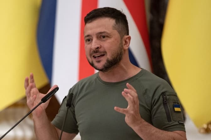 Зеленський закликав звільнити міністрів юстиції та енергетики й оголосив про санкції у справі «Енергоатому»