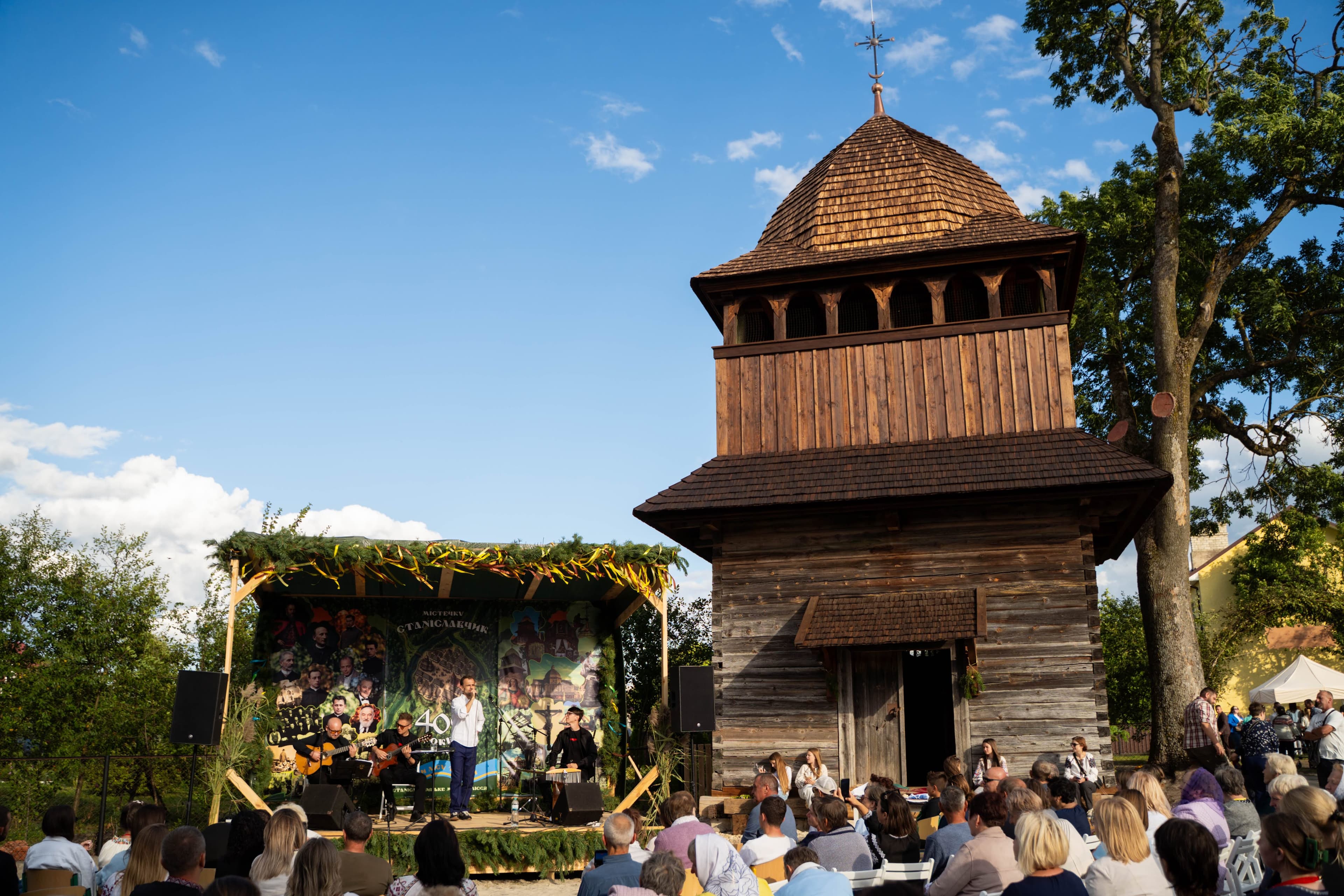 фото: Зоряна Геник, Олег Білик, Вікторія Мазур