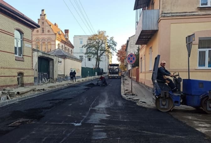 У Львові досі перекрита вулиця Смаль-Стоцького, де будують новий медцентр