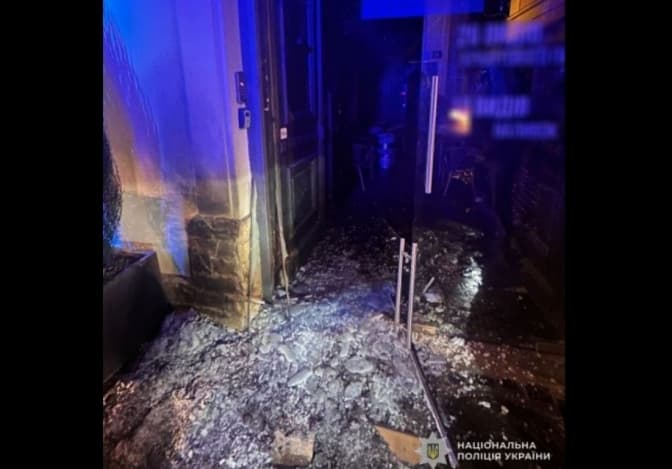 У Львові правоохоронці затримали чоловіка, якого підозрюють у підпалі пабу в центрі міста
