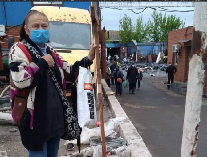 «Маріуполь перетворився на кладовище». Під час розбору завалів будинку знайшли 200 тіл
