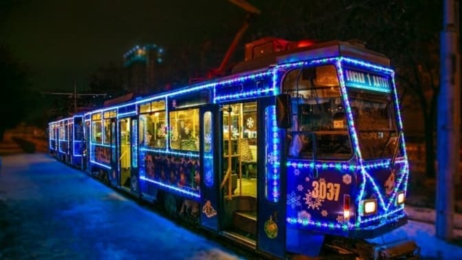 У Львові оголосили конкурс «Святковий рейс до Різдва»: дітей просять намалювати різдвяну подорож автобусом