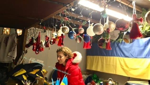 На головному Новорічному ярмарку у Страсбурзі можна придбати товари з України