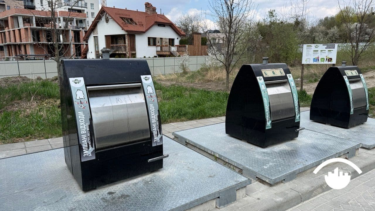Підземні контейнери - це не лише про естетику, а й про економію простору та чистоту навколо
